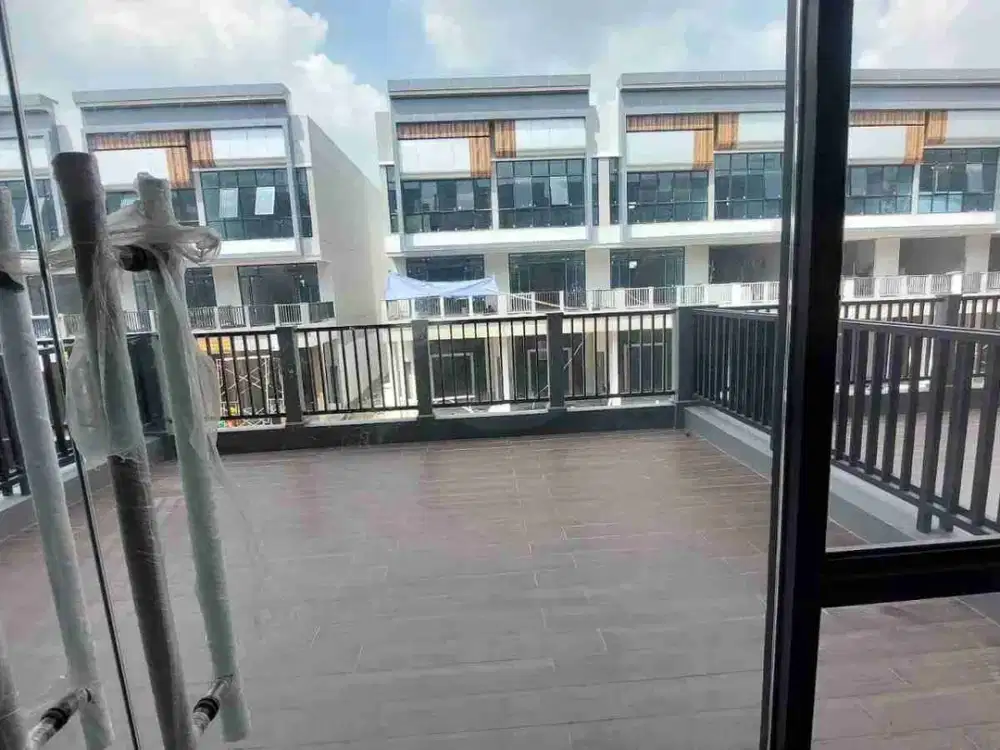 Ruko Summarecon Bekasi Crystal Boulevard