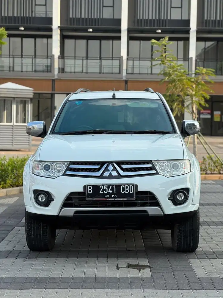 Murah juga Irit ini pilihan nya Gan Pajero Exceed AT Solar 2015