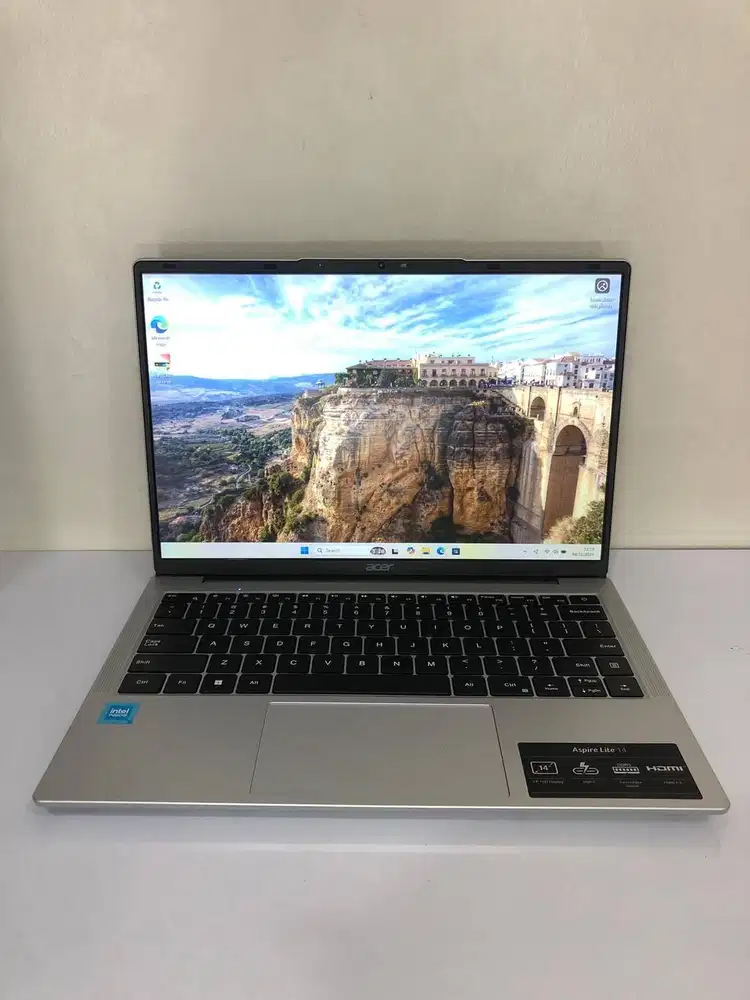 Acer aspire Lite 14
