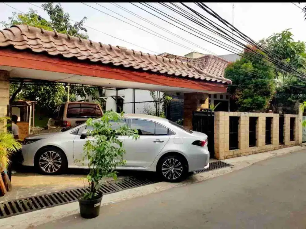 Rumah lenteng agung jaksel sebrang univ pancasila 80jt/thn bs tuk kntor