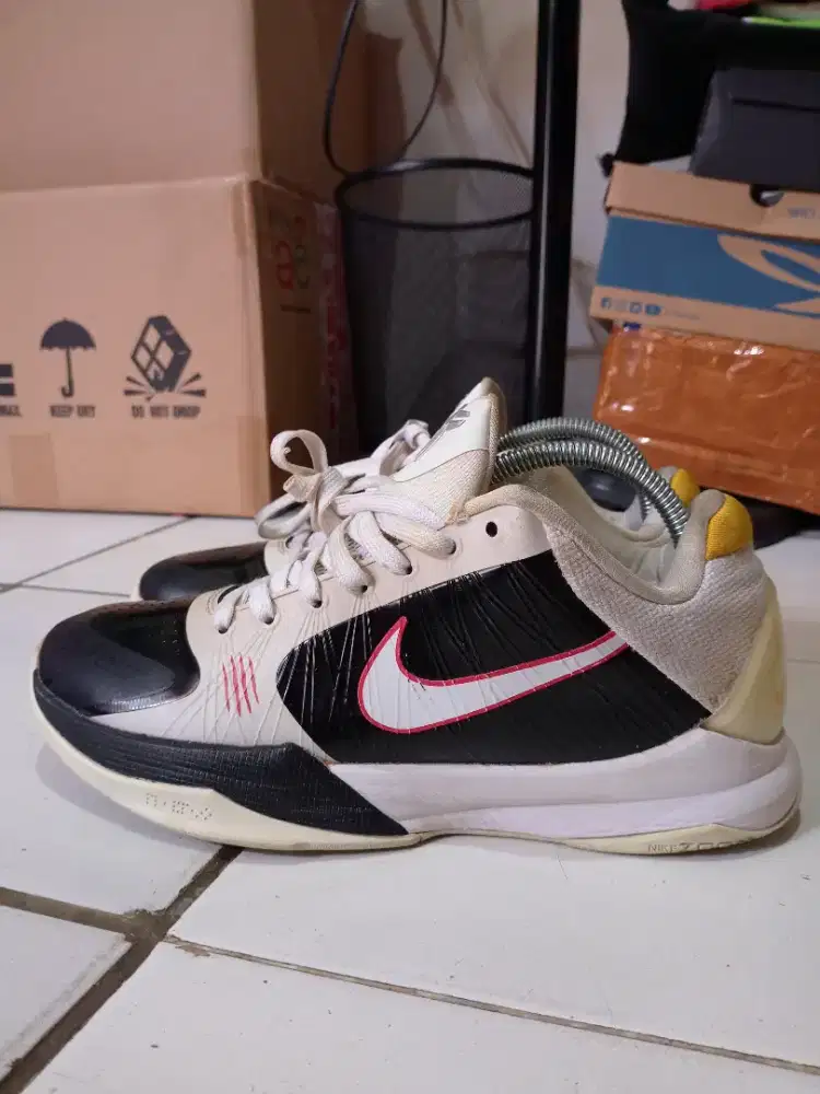 Nike Kobe 5 Protro Size 42 ORIGINAL