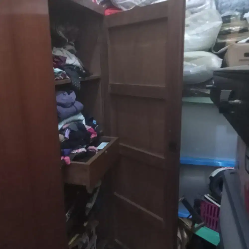 Lemari jati belanda asli