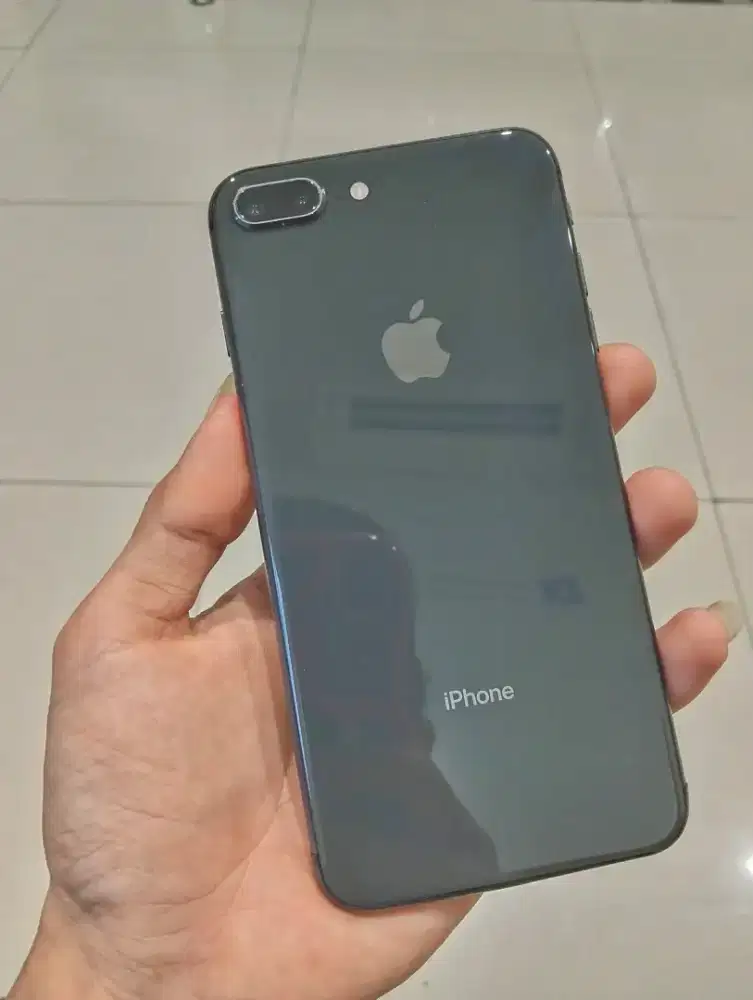 iPhone 8 plus 64gb ibox