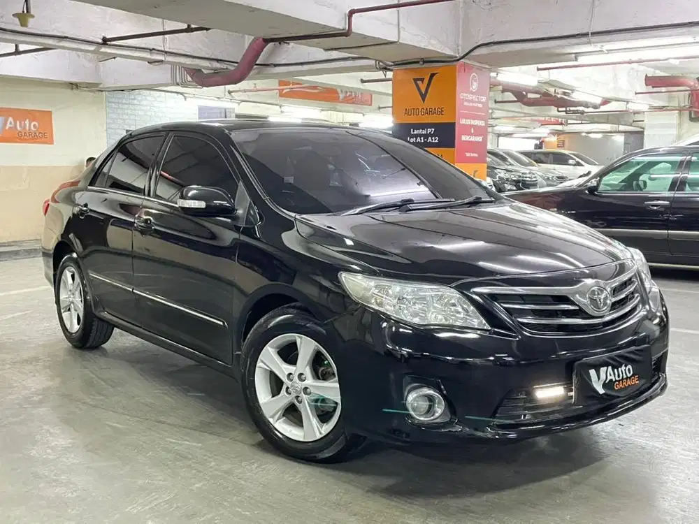 (DP 10JT) COROLLA ALTIS G CVT 2013