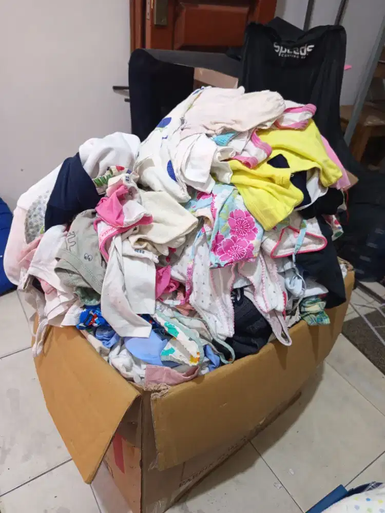 Dijual monza baju dan celana anak