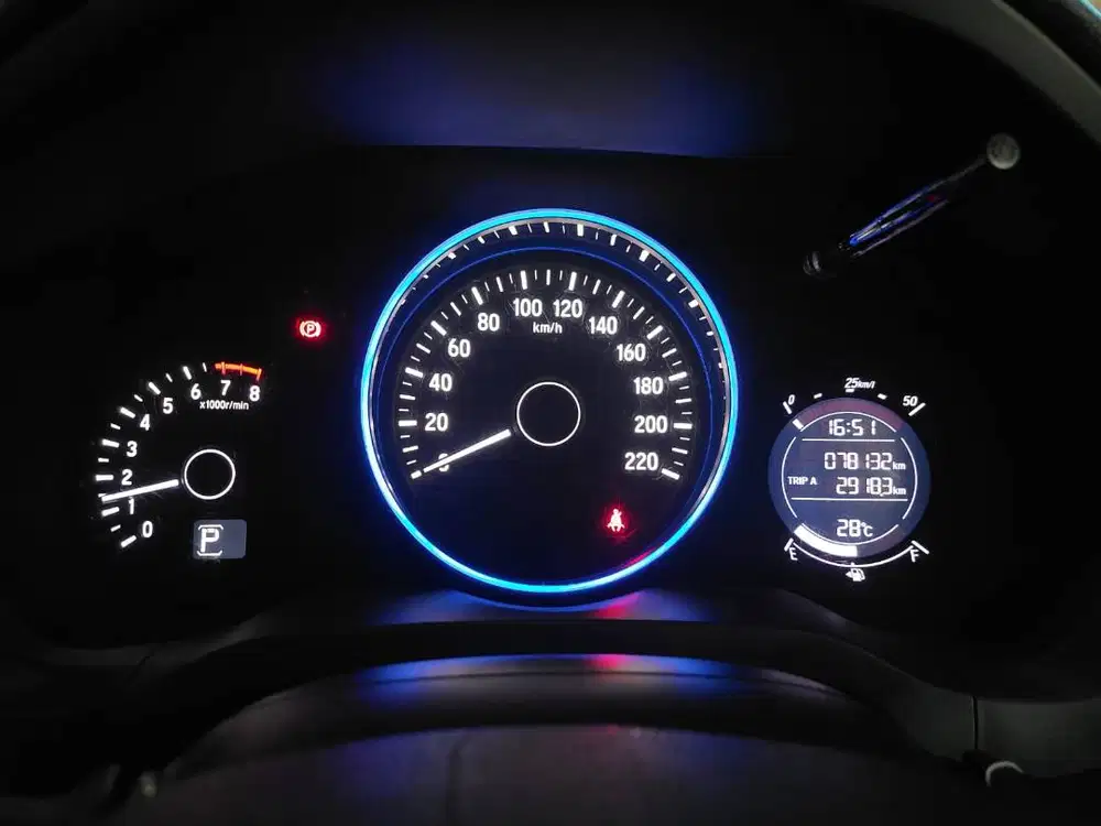 Jual Mobil Pemakaian Pribadi