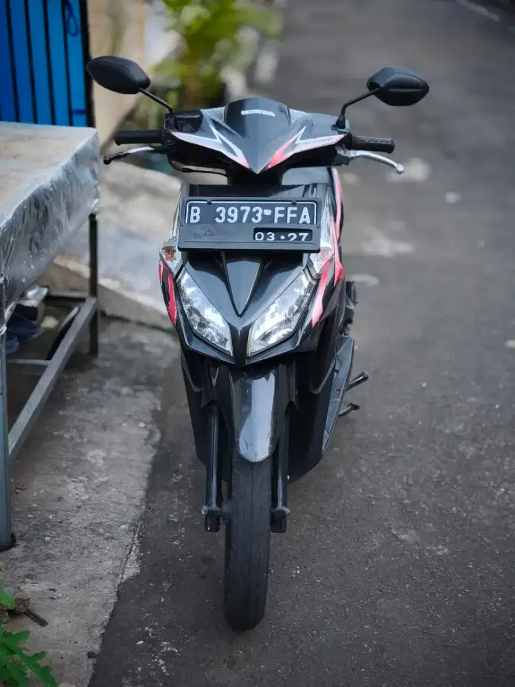 VARIO 110 cc 2011 mulus PAJAK ON