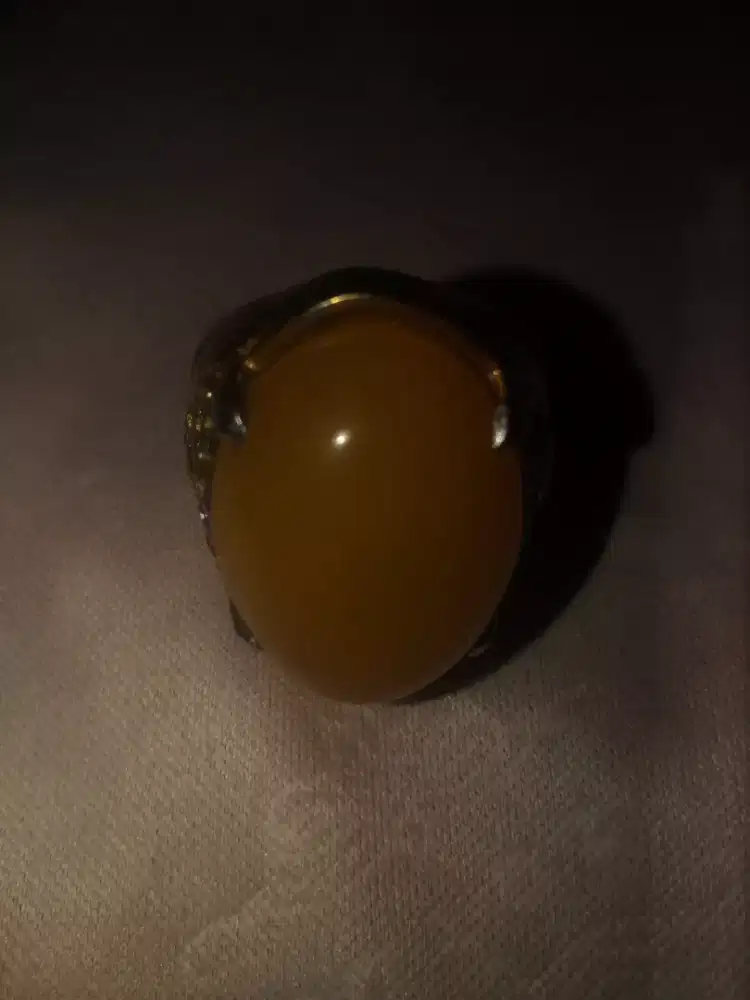 Batu asli batu cincin