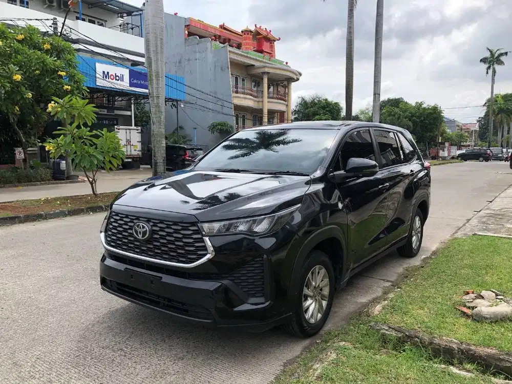 Toyota Innova Zenix 2.0 G 2024