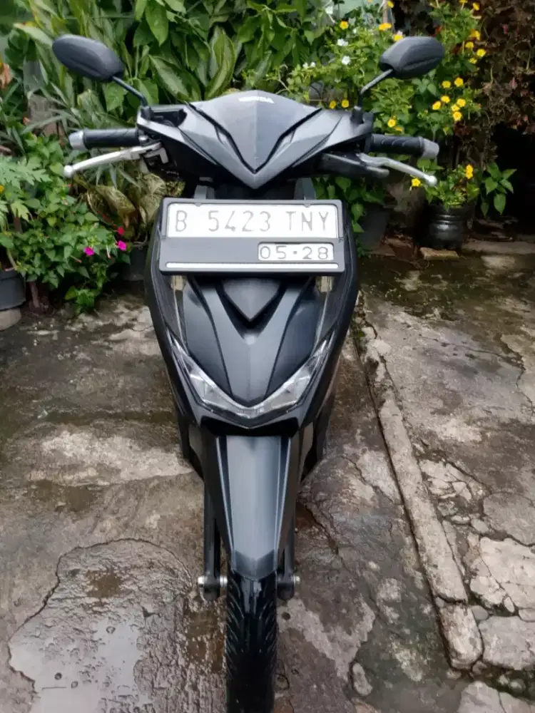 HONDA BEAT DELUXE CBS ISS