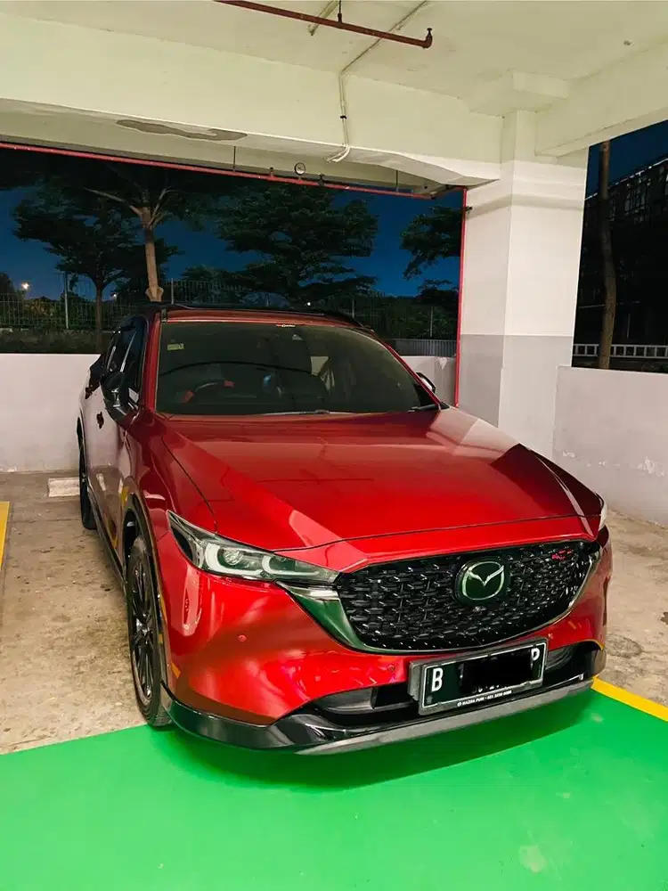 Cx5 kuro 2022 merah super mulus terawat tipe tinggi