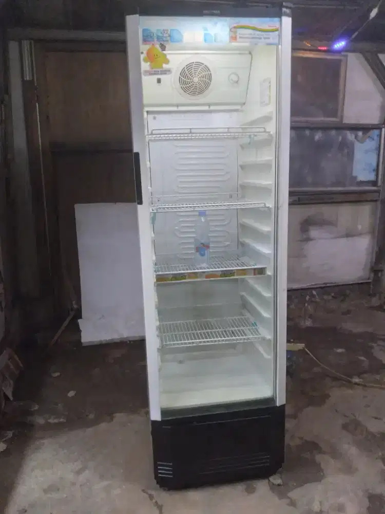 Jual showcase merk polytron 5 rak normal.dingin minus bks make