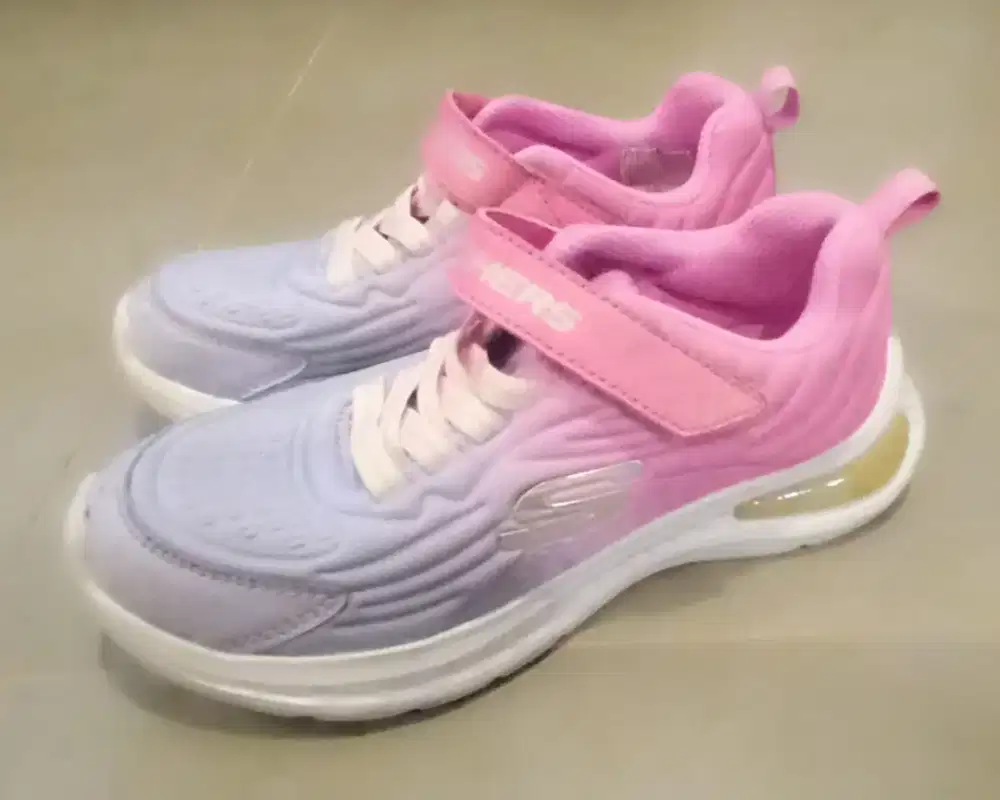 Sepatu Original Skechers Anak size 32