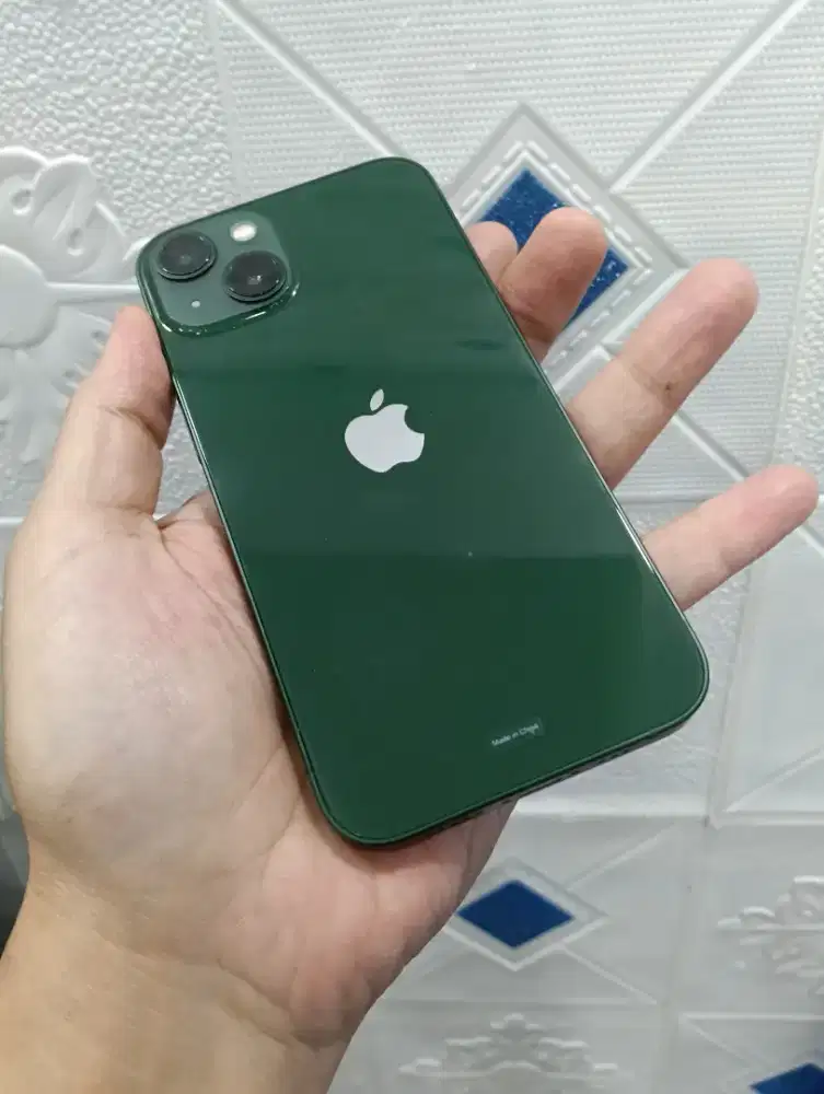 Iphone 13 256gb warna ijo resmi Indonesia