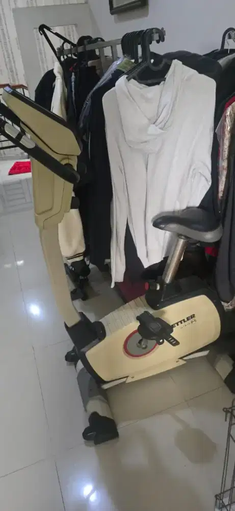 sepeda statis kettler