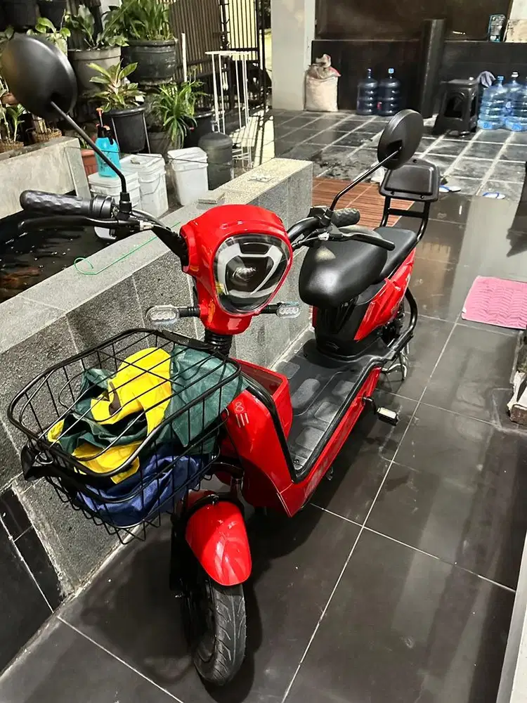 Jual sepeda listrik bekas 1 bulan pemakaian