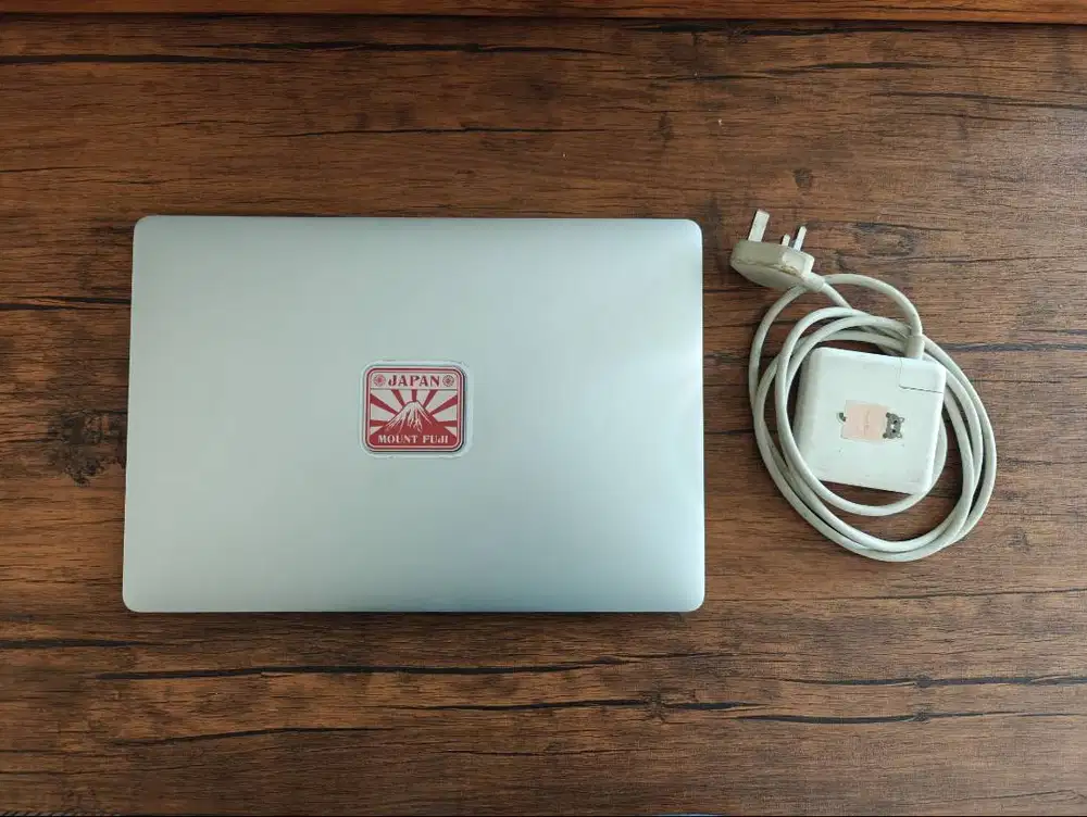 Macbook Pro 15 Touchbar 2017 16/500GB