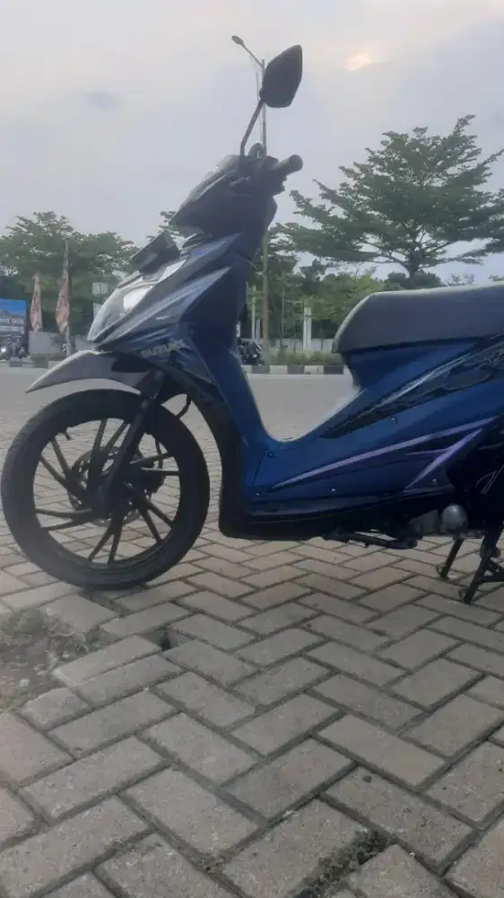 Suzuki Hayate 125 2011