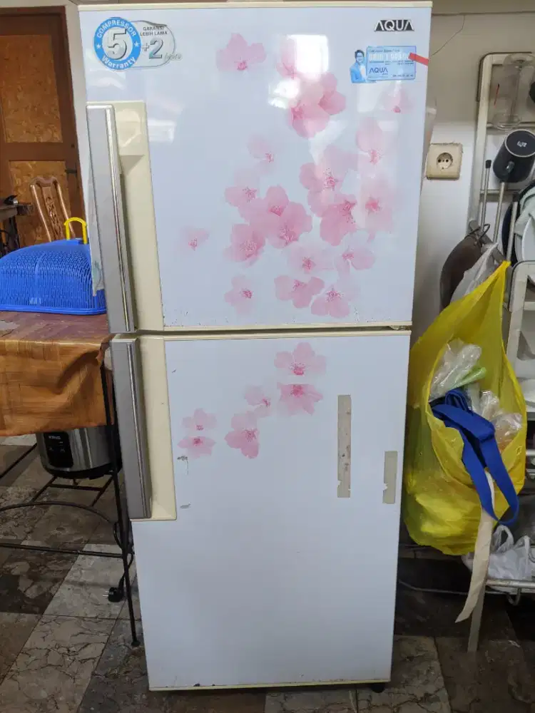 Kulkas Sharp aqua 2 pintu