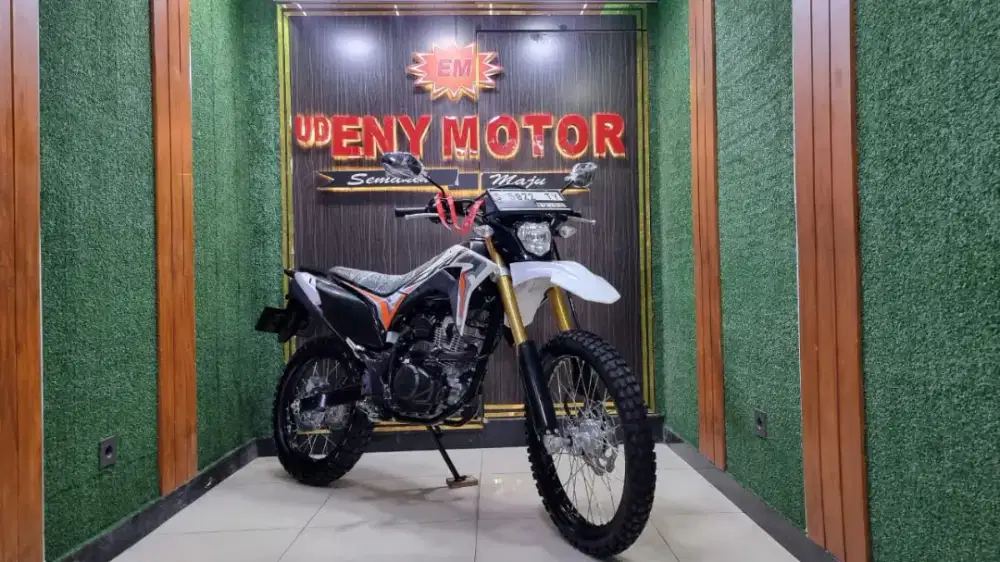 UD ENY MOTOR- HONDA CRF 150 TAHUN 2023 LOW KM