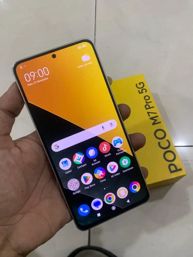 POCO M7 PRO 5G (8+4/256) NOMINUS FULSHET