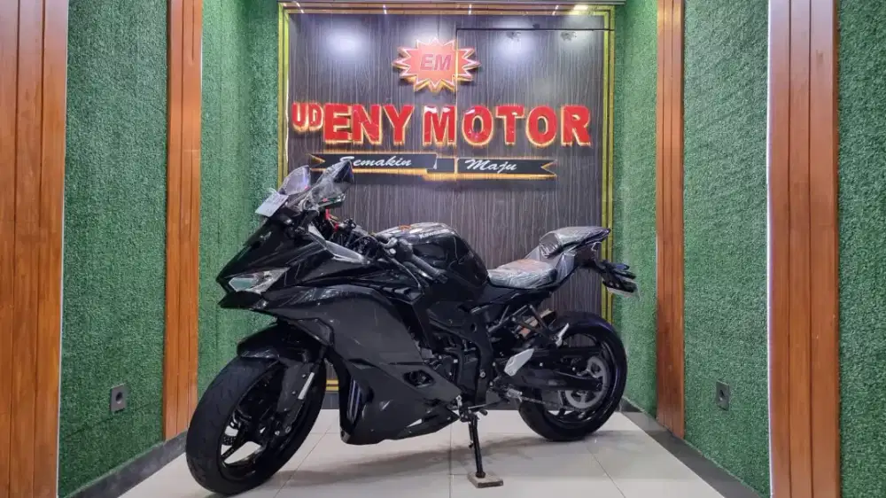 UD ENY MOTOR-KAWASAKI ZX25R TAHUN 2023