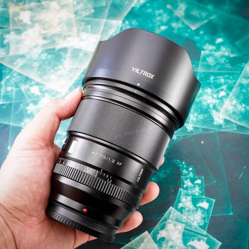 Viltrox AF 75mm F1.2 XF PRO for Fujifilm. Used. Fullset Like New