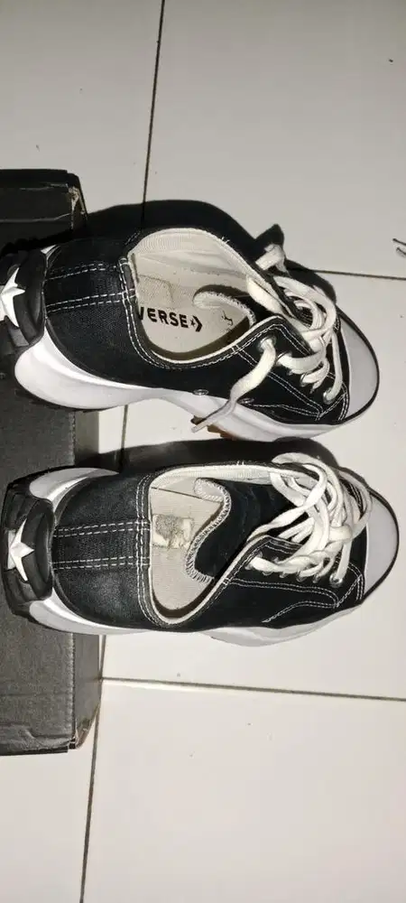 Sepatu Converse