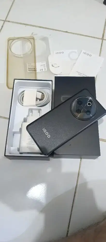 Iqoo Z10 5G 12/512 Garansi Resmi