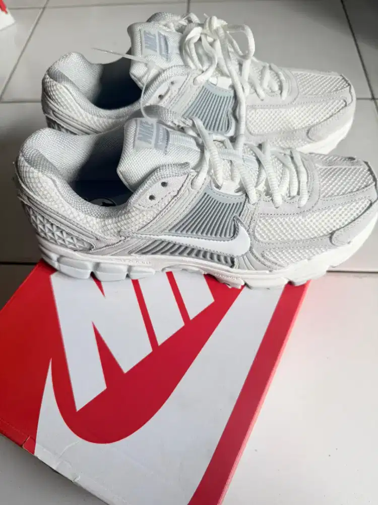 NEW ORI! Nike Zoom Vomero 5 Pure Platinum