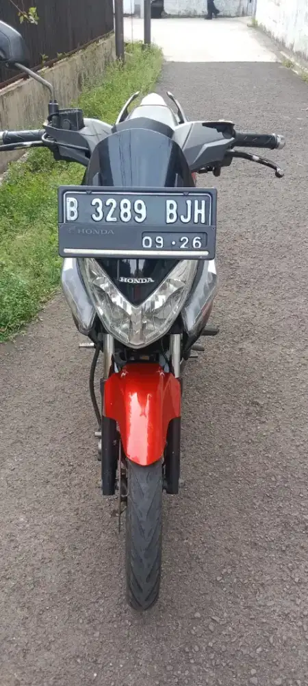 Jual Honda cs one tahun 2011 lengkap