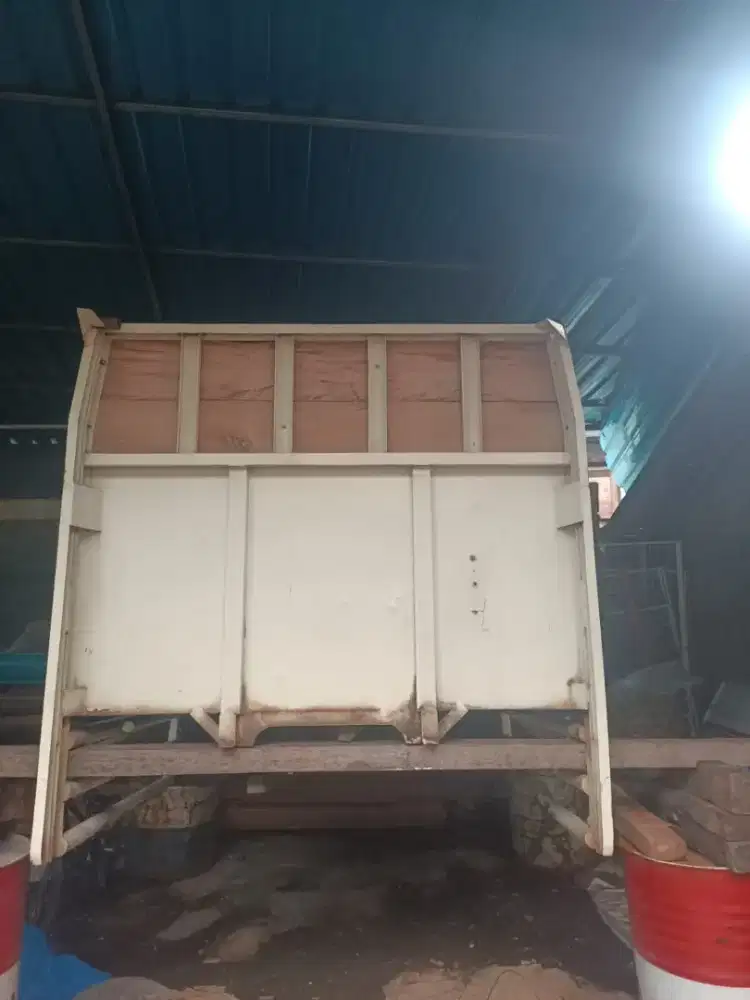 Bak tinggi -+120cm Bekas dutro 2016