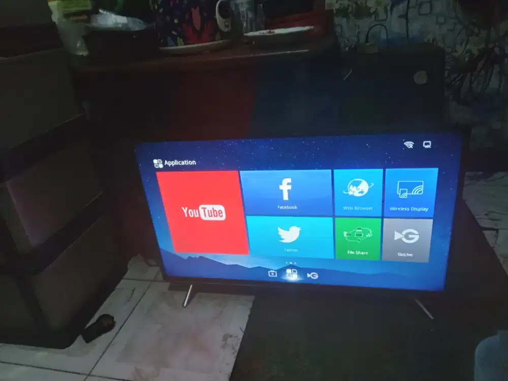 Tv smart TCL 40s4900 40in