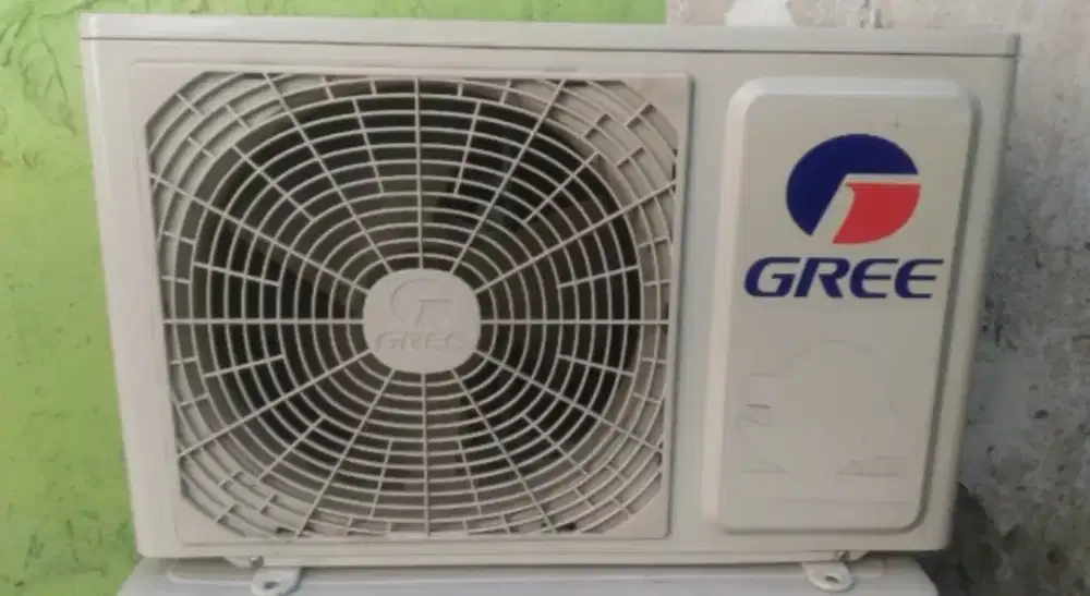 outdoor ac gree 1/2pk r410 ori
