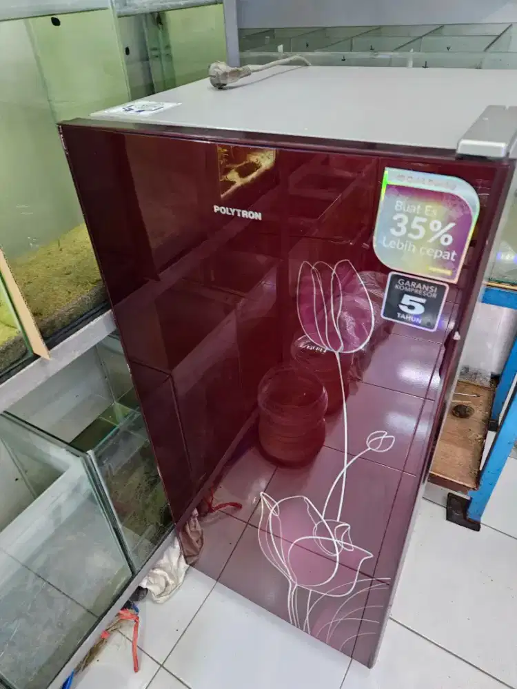 Kulkas 1 pintu polytron belleza freezer pr 18