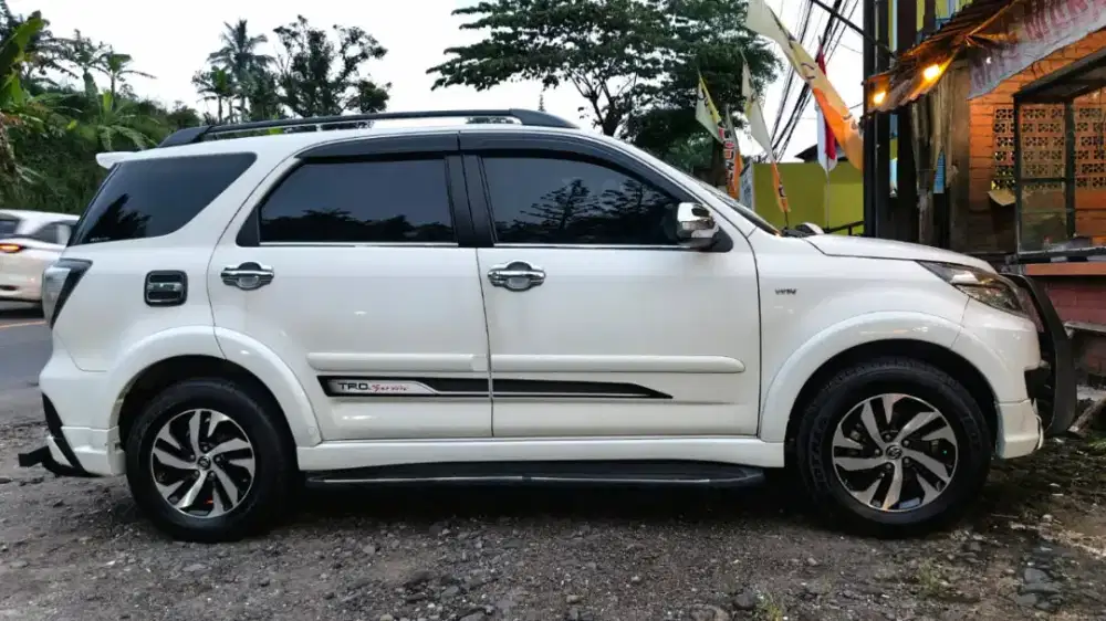 Rush TRD Sportivo tipe tertinggi