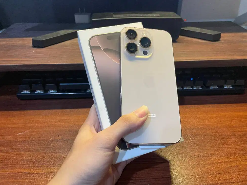 IPHONE 16 PRO DESSERT 256 GB RESMI IBOX SECOND