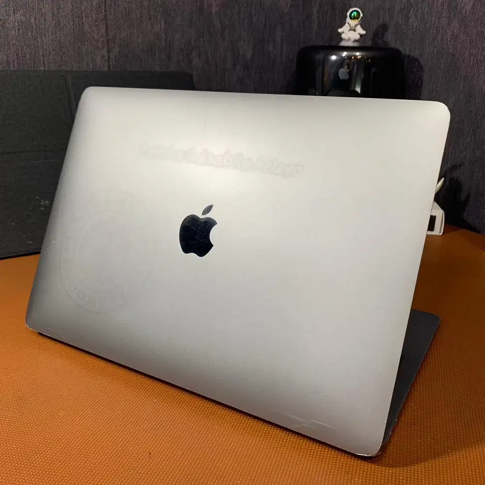 Macbook Air Retina 13inch 2020 8/256gb