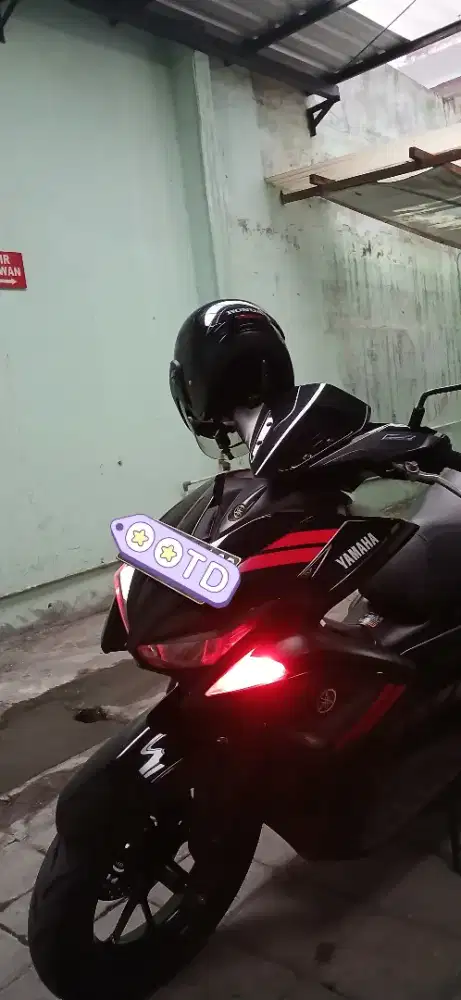 Dijual Aerox 2017, an sendiri dari baru.