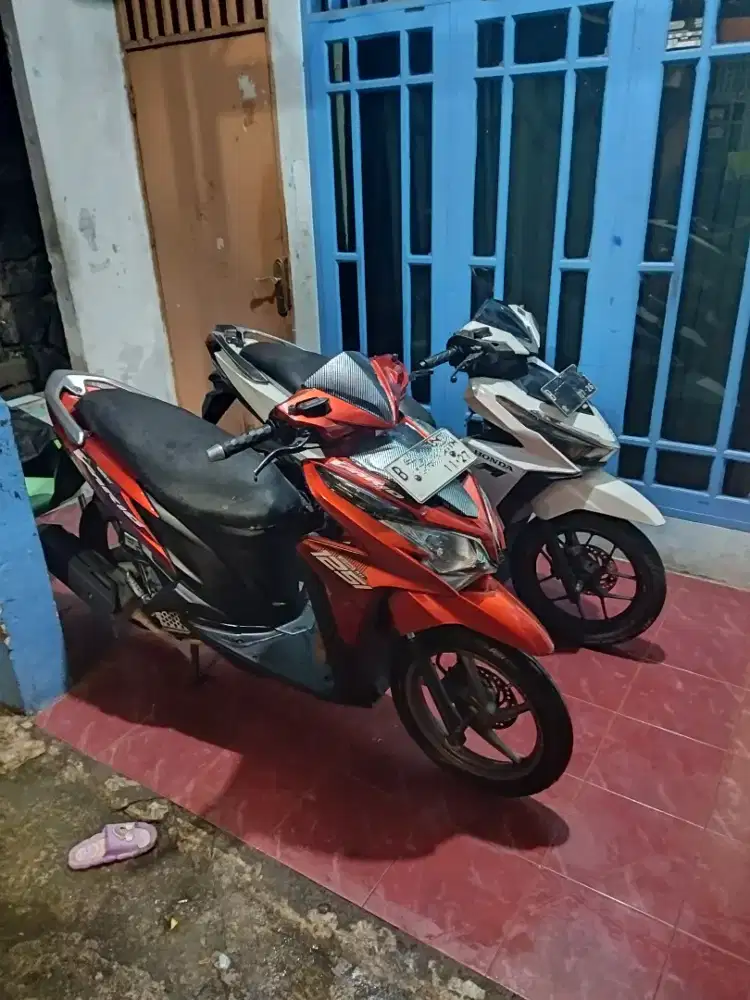 Vario 125 kzr dan 150 led old