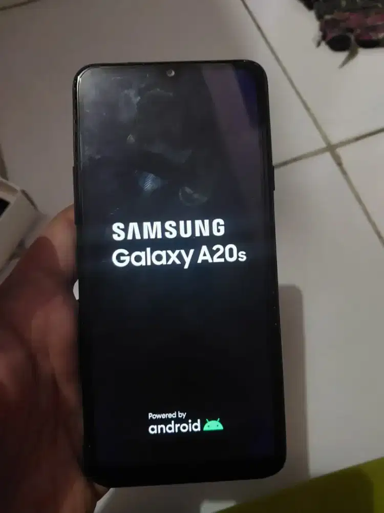 Handphone Samsung A20s 4/64 (Bekas)