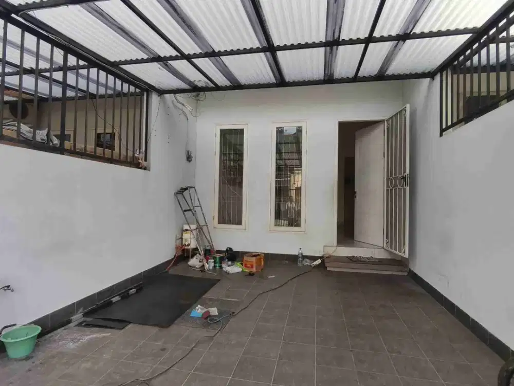 RUMAH 3 Lantai DI ASIA BARU, DURI KEPA, JAKARTA BARAT