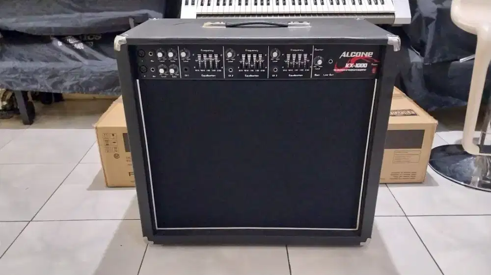 Keyboard amplifier 15in