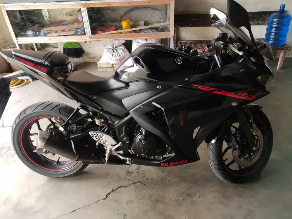 Yamaha R25 2015 Abs