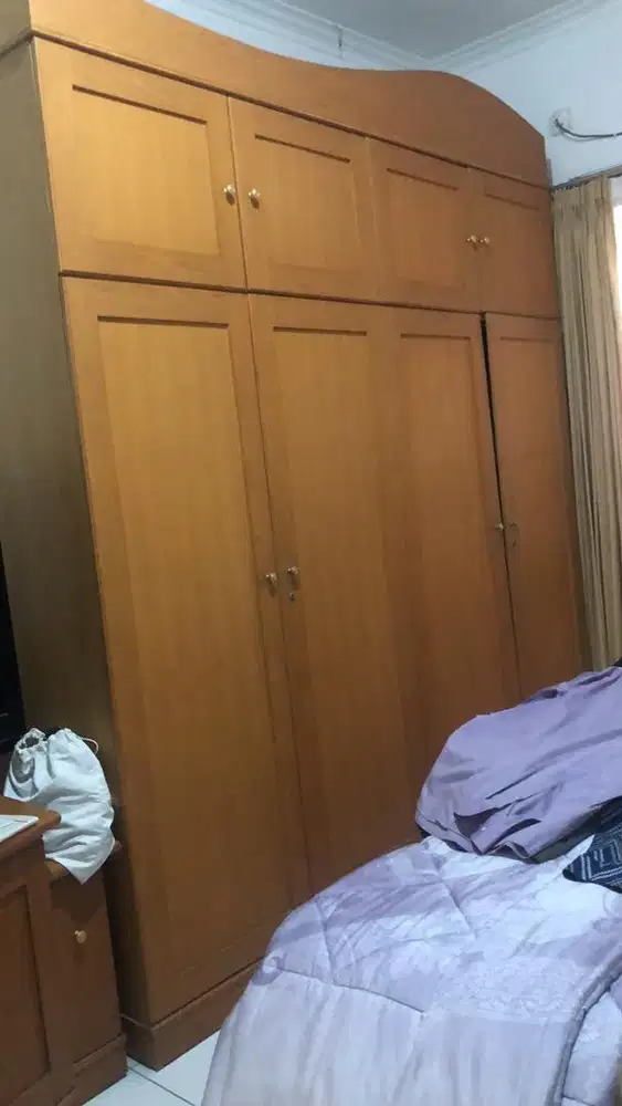 Lemari Kayu nyato 4 pintu