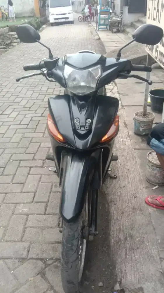 Vega ZR 2009 lengkap