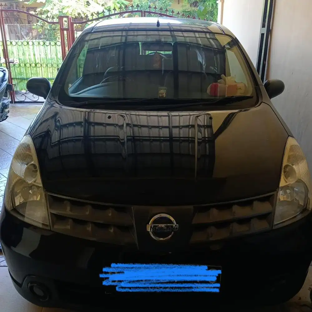 Dijual mobil grand livina MT 2007