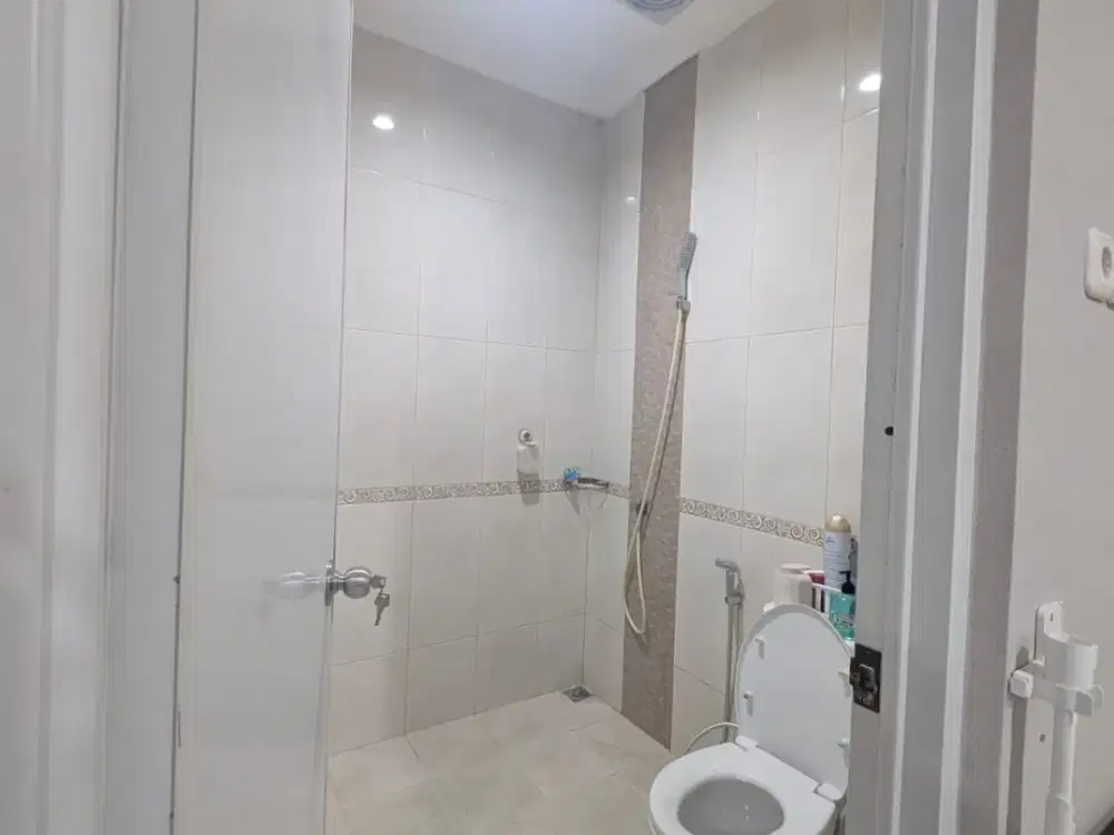 Dijual Cepat Rumah Di Sevilla BSD Tangerang Selatan