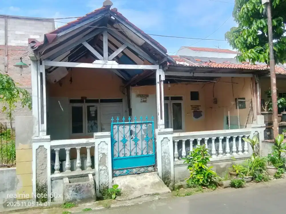 Pondok Timur Rumah Perlu Renov Di Jual Murah Dengan Lokasi Strategis