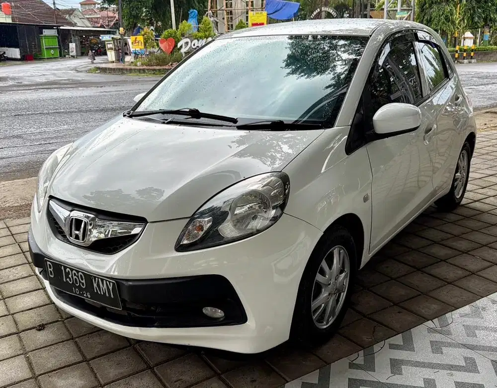 Honda brio e tahun 2014 matic